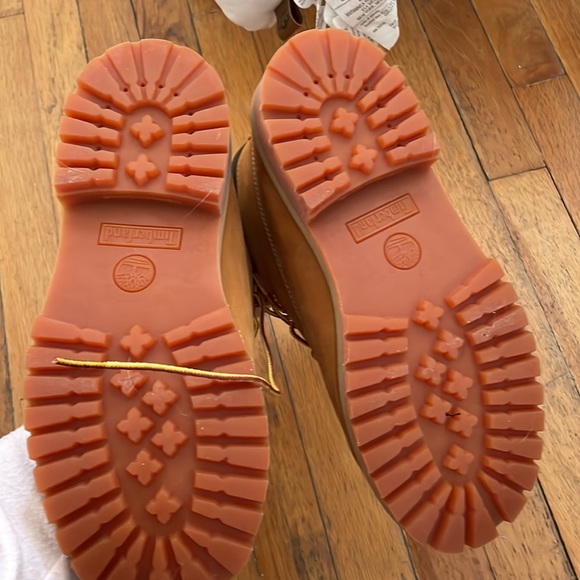 Timberlands - Picture 4 of 5